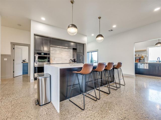 19050 Bobcat Ridge Court, Cashion, OK 73016