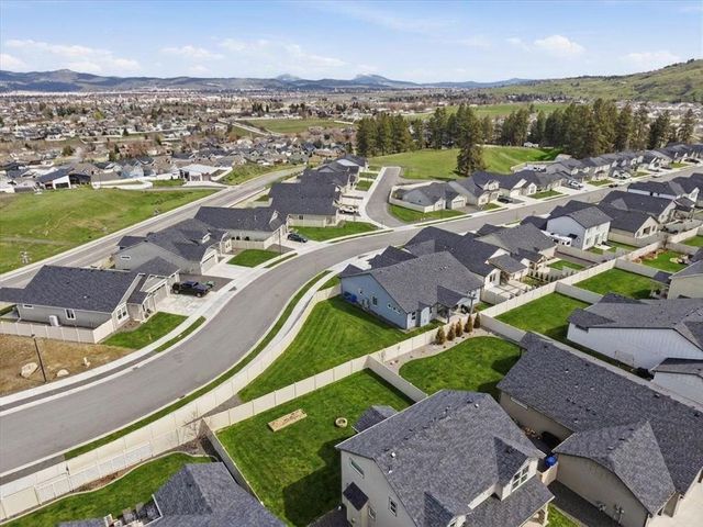 18240 E 17th Ave, Greenacres, WA 99016