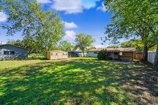 823 STRAIGHT LN, Universal City, TX 78148