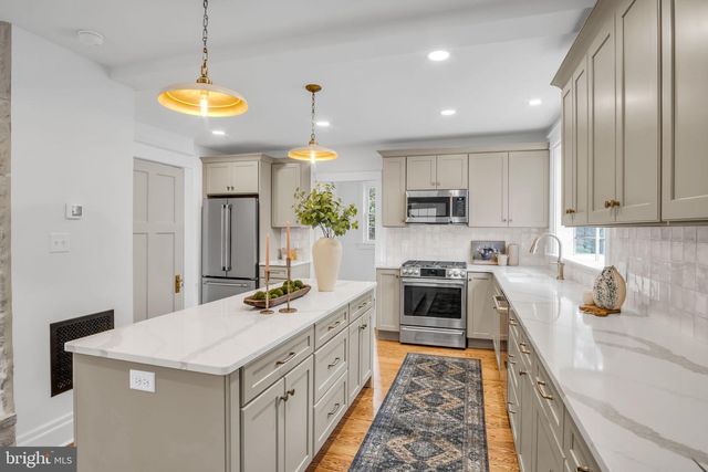 159 N 25TH ST, Camp Hill, PA 17011