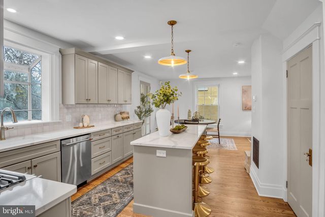 159 N 25TH ST, Camp Hill, PA 17011
