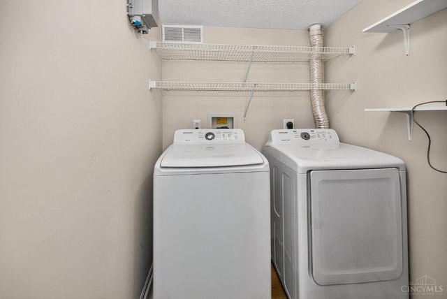 101 Logsby Place, Milford, OH 45150