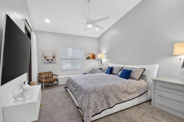 5374 Venetia Court E, Boynton Beach, FL 33437