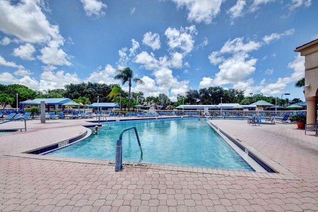 5374 Venetia Court E, Boynton Beach, FL 33437