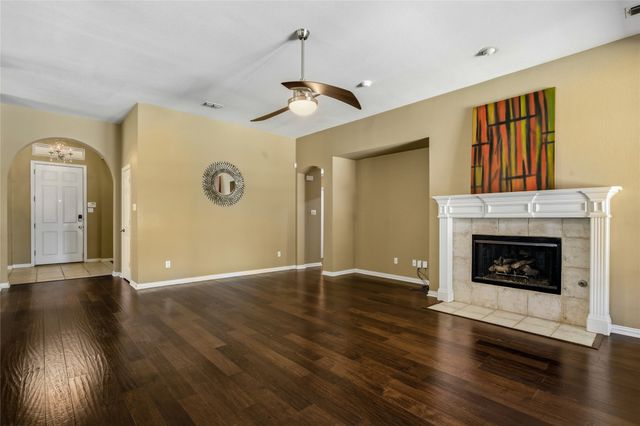 416 Shady Valley Drive, Allen, TX 75002