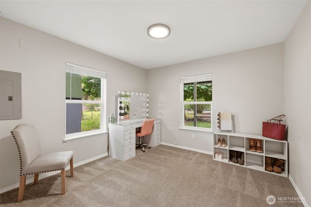 25017 Orting Kapowsin Highway E, Graham, WA 98338