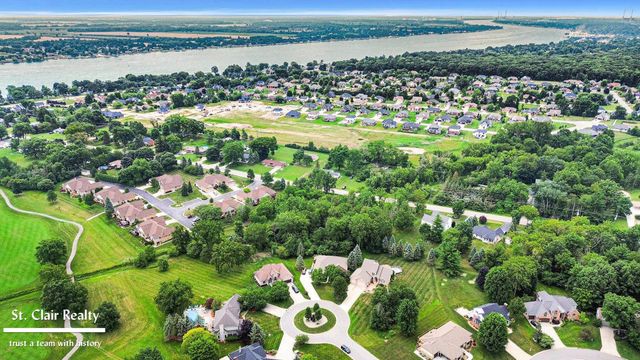 101 Country Club Court, St Clair Twp, MI 48079