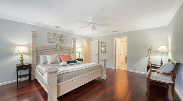 5345 SIESTA COURT, Sarasota, FL 34242