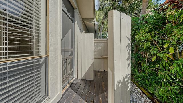 5345 SIESTA COURT, Sarasota, FL 34242