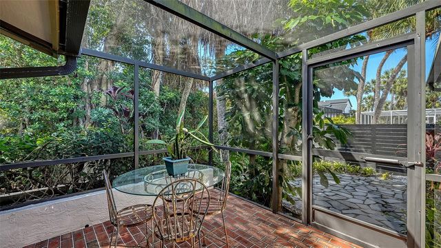 5345 SIESTA COURT, Sarasota, FL 34242