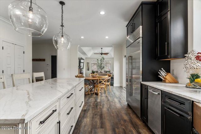 4 Brookhaven Court, Wilton, NY 12866