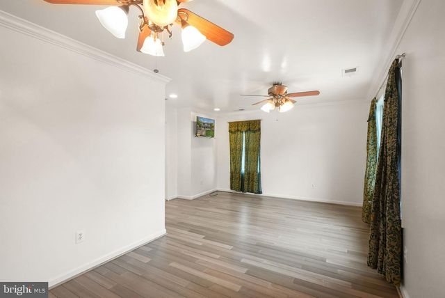 7726 AMHERST DR, Manassas, VA 20111