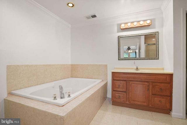 7726 AMHERST DR, Manassas, VA 20111