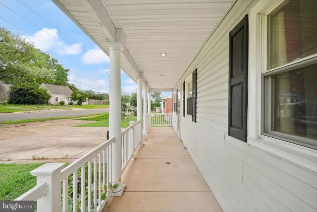 7726 AMHERST DR, Manassas, VA 20111