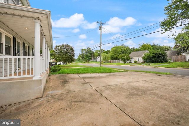 7726 AMHERST DR, Manassas, VA 20111