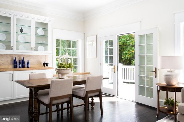 2913 UNIVERSITY TER NW, Washington, DC 20016