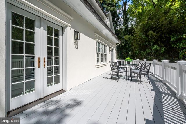 2913 UNIVERSITY TER NW, Washington, DC 20016