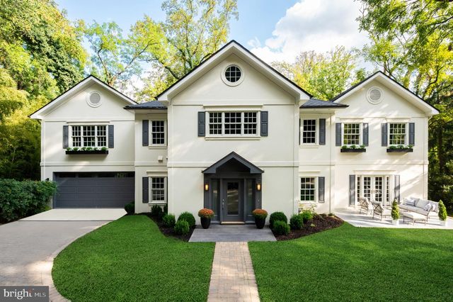 2913 UNIVERSITY TER NW, Washington, DC 20016