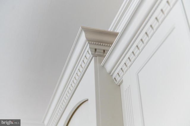 2913 UNIVERSITY TER NW, Washington, DC 20016