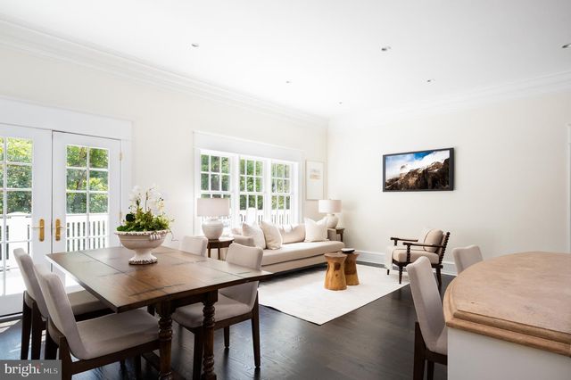 2913 UNIVERSITY TER NW, Washington, DC 20016