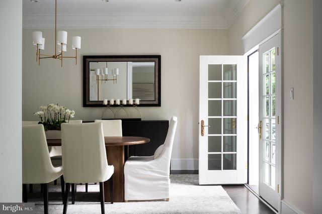 2913 UNIVERSITY TER NW, Washington, DC 20016