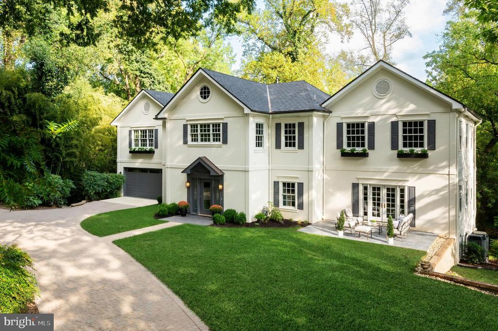 2913 UNIVERSITY TER NW, Washington, DC 20016