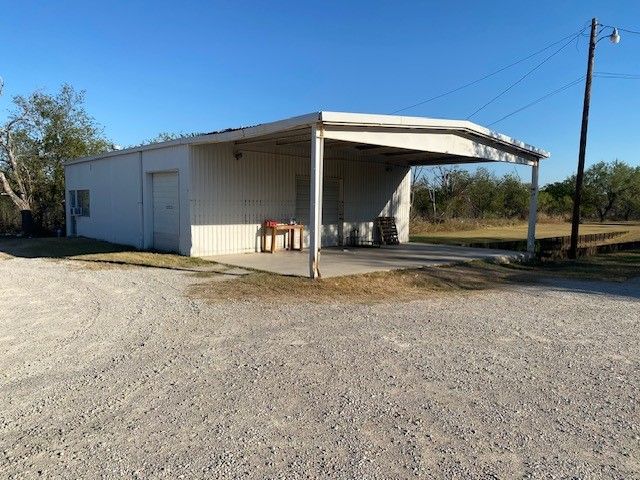 900 Coleman Street, Brownwood, TX 76801