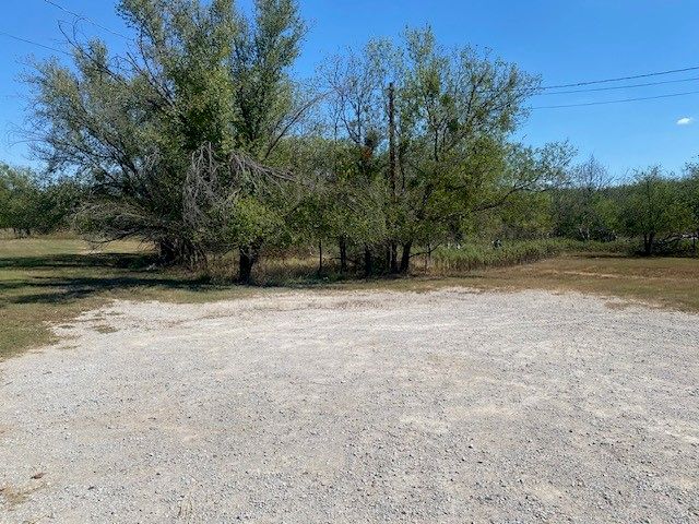 900 Coleman Street, Brownwood, TX 76801