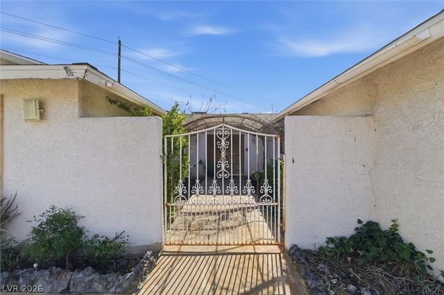 3040 Westwind Road, Las Vegas, NV 89146