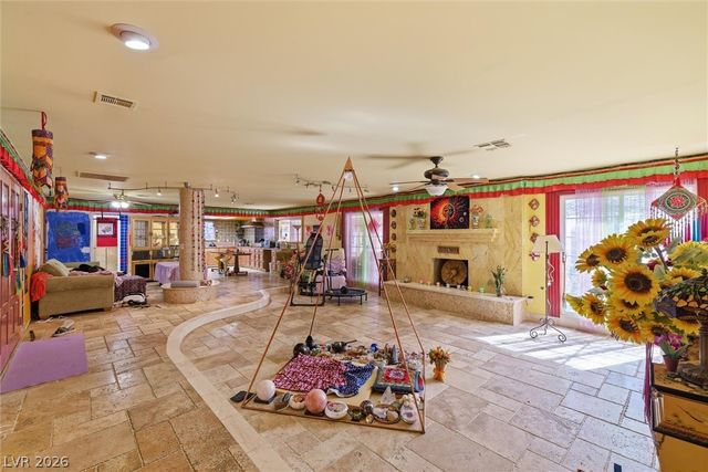 3040 Westwind Road, Las Vegas, NV 89146