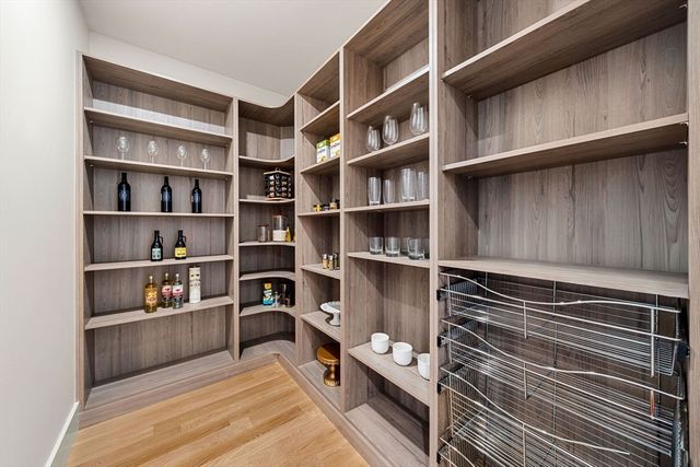 128 Charlemont, Newton, MA 02461