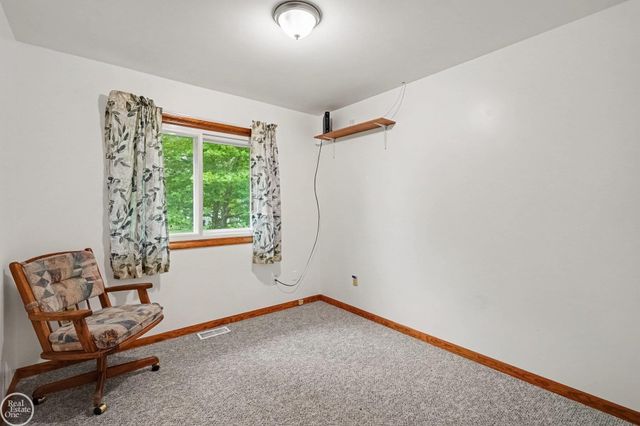 2040 WILLHITE Road, Waterford Twp, MI 48327