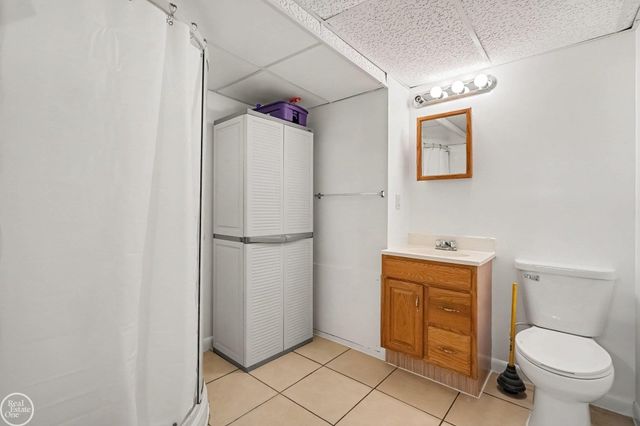 2040 WILLHITE Road, Waterford Twp, MI 48327