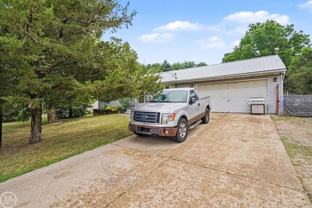 2040 WILLHITE Road, Waterford Twp, MI 48327
