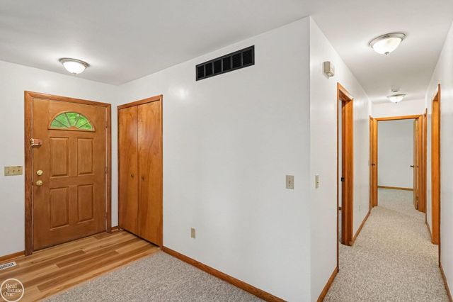 2040 WILLHITE Road, Waterford Twp, MI 48327