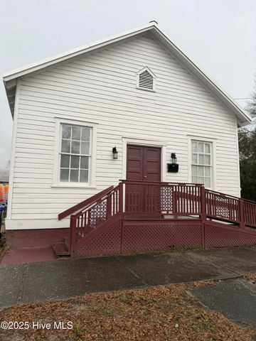 216 Marstellar Street, Wilmington, NC 28401