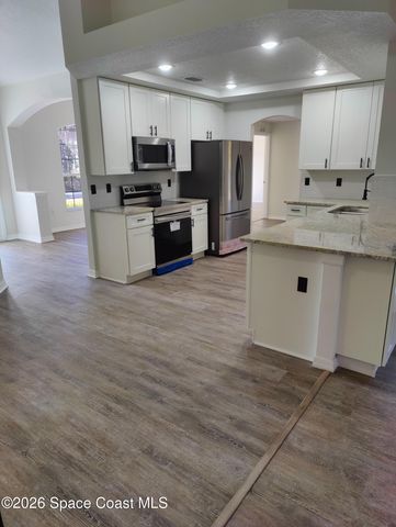 219 Aladdin Street NE, Palm Bay, FL 32907