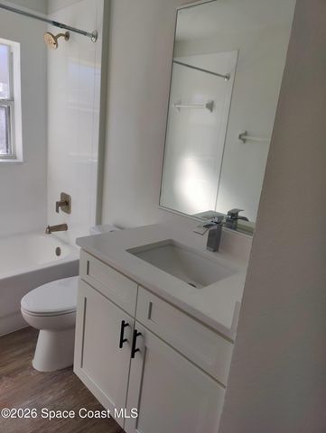 219 Aladdin Street NE, Palm Bay, FL 32907