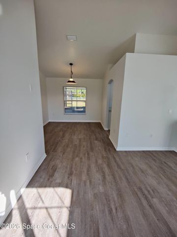 219 Aladdin Street NE, Palm Bay, FL 32907