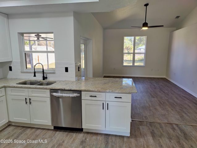 219 Aladdin Street NE, Palm Bay, FL 32907