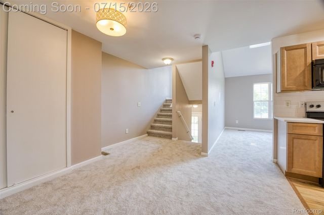 1159 Beaver Run, Troy, MI 48083