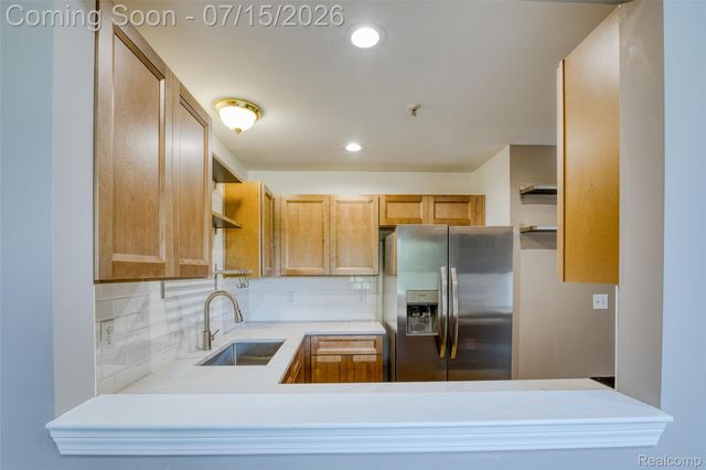 1159 Beaver Run, Troy, MI 48083
