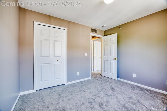 1159 Beaver Run, Troy, MI 48083