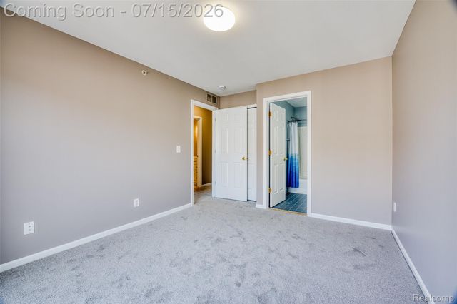 1159 Beaver Run, Troy, MI 48083