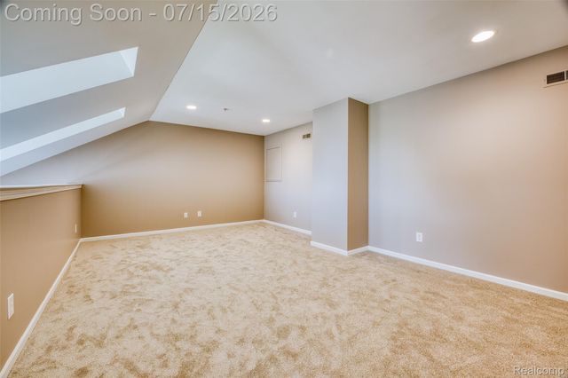 1159 Beaver Run, Troy, MI 48083