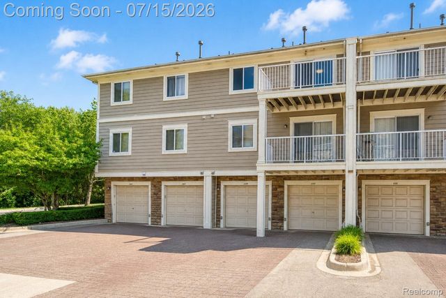 1159 Beaver Run, Troy, MI 48083
