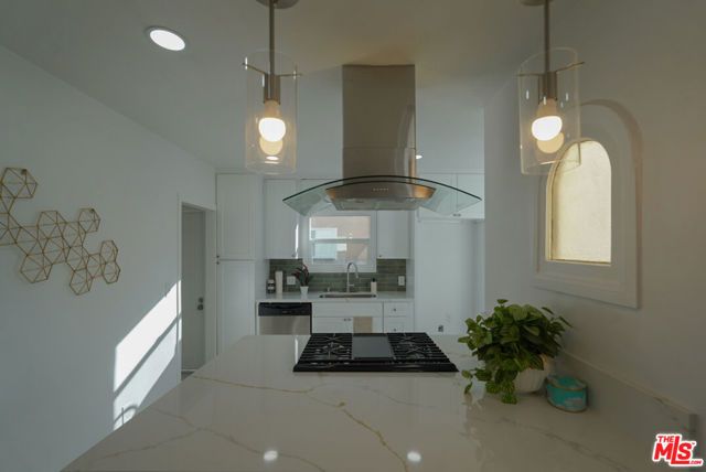 7806 S Denker Avenue, Los Angeles, CA 90047