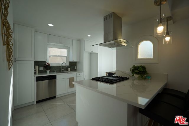 7806 S Denker Avenue, Los Angeles, CA 90047