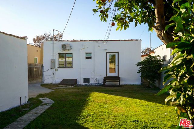 7806 S Denker Avenue, Los Angeles, CA 90047