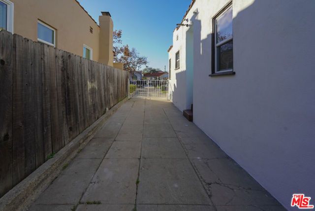 7806 S Denker Avenue, Los Angeles, CA 90047